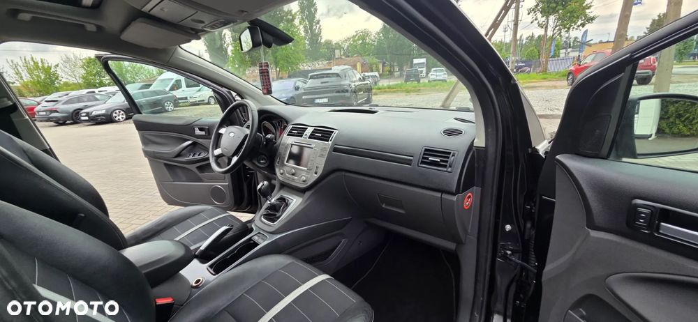 Ford Kuga 2.0 TDCi 4x4 Champions Edition - 41