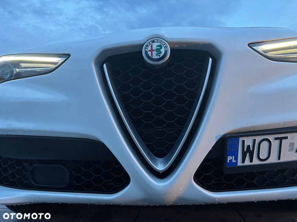 Alfa Romeo Stelvio 2.0 Turbo TI Q4 - 11