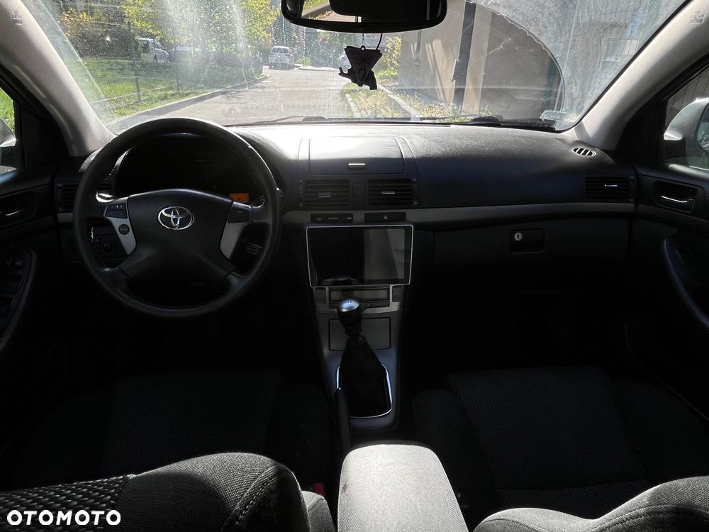 Toyota Avensis 2.0 D-4D Sol - 5