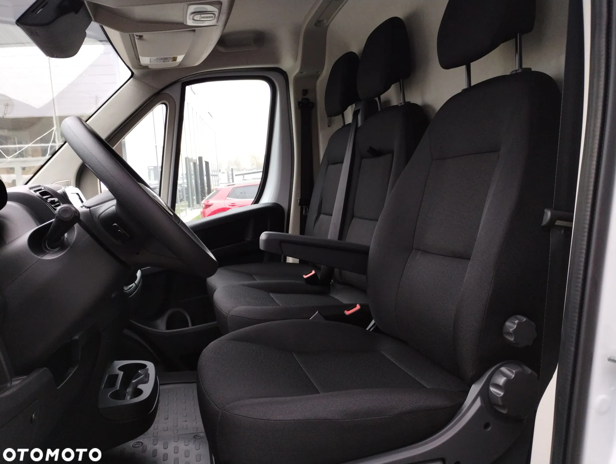 Opel Movano - 8
