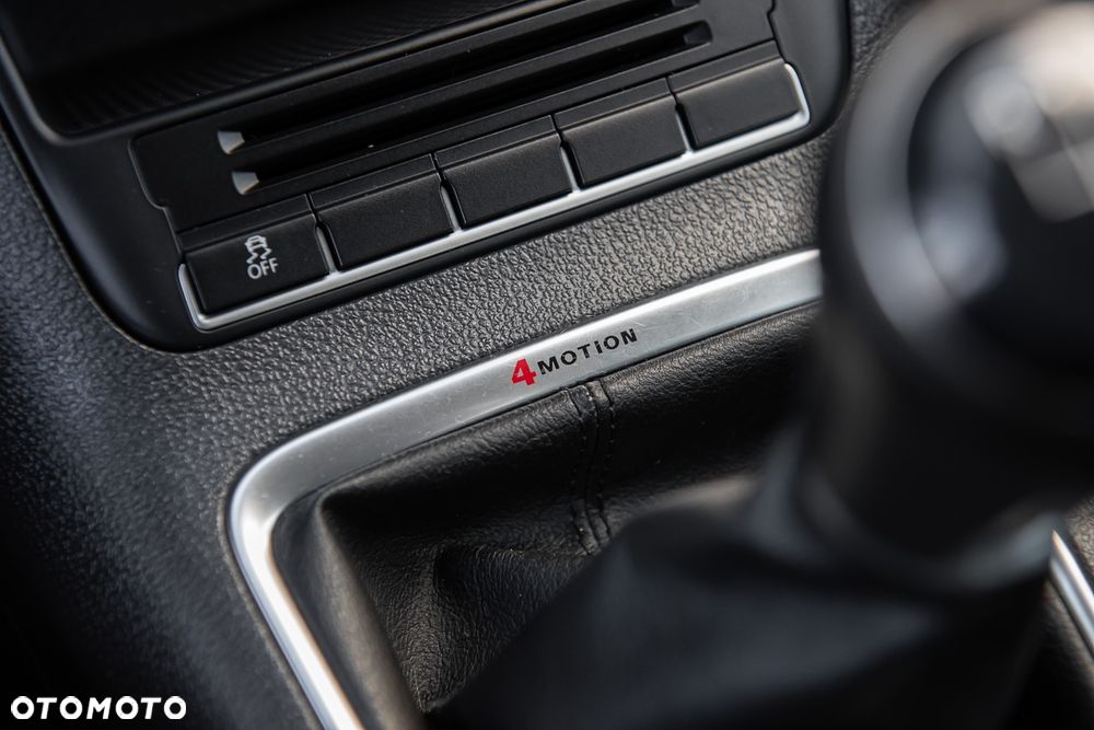 Volkswagen Tiguan 2.0 TDI DPF 4Motion Trend & Fun - 24