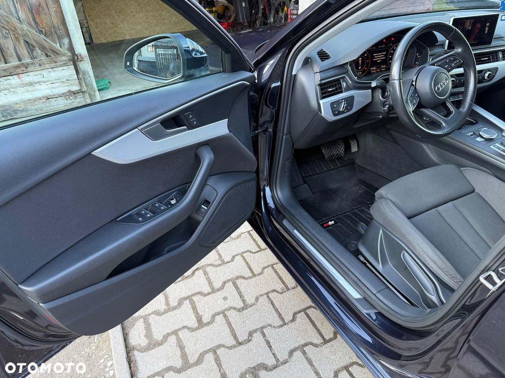 Audi A4 Avant 2.0 TDI S tronic - 11