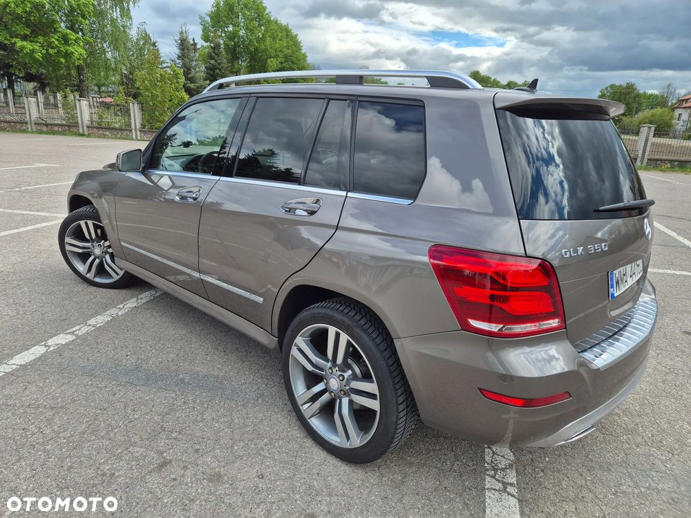 Mercedes-Benz GLK 350 4-Matic - 8