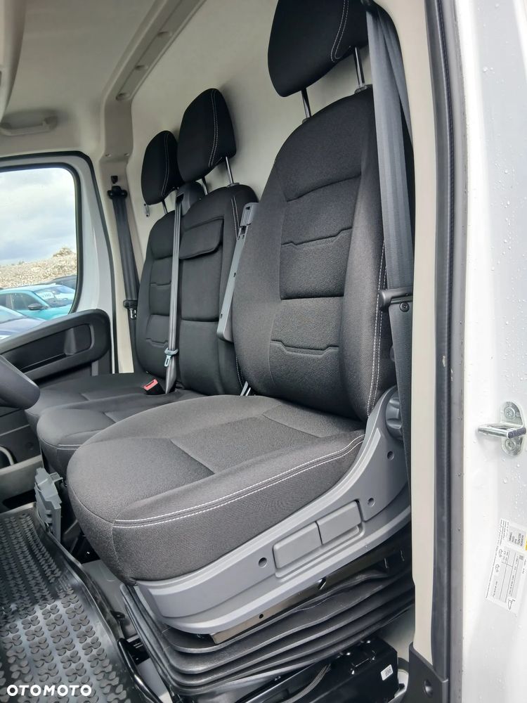 Fiat Ducato L4H3 140km od ręki - 10