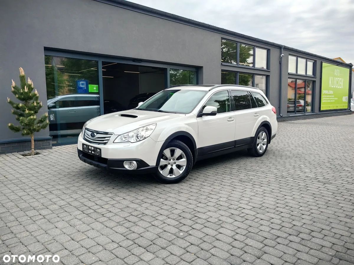 Subaru Outback 2.0D Trend - 1