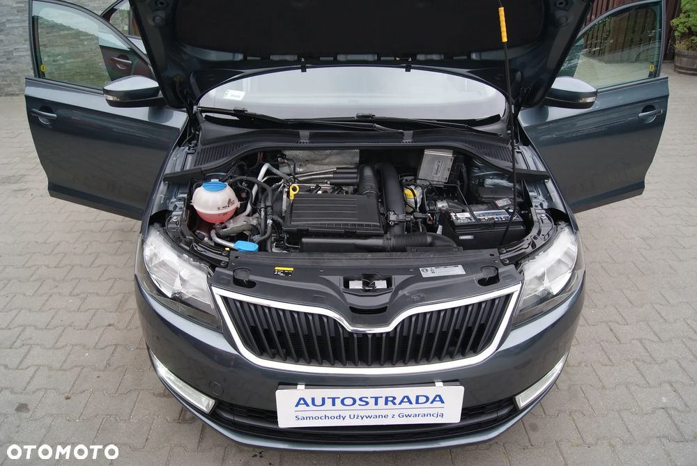Skoda RAPID 1.2 TSI Style - 10