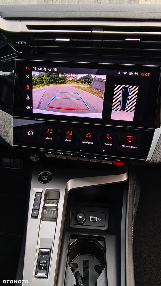 Peugeot 308 BlueHDi 130 EAT8 Allure Pack - 28