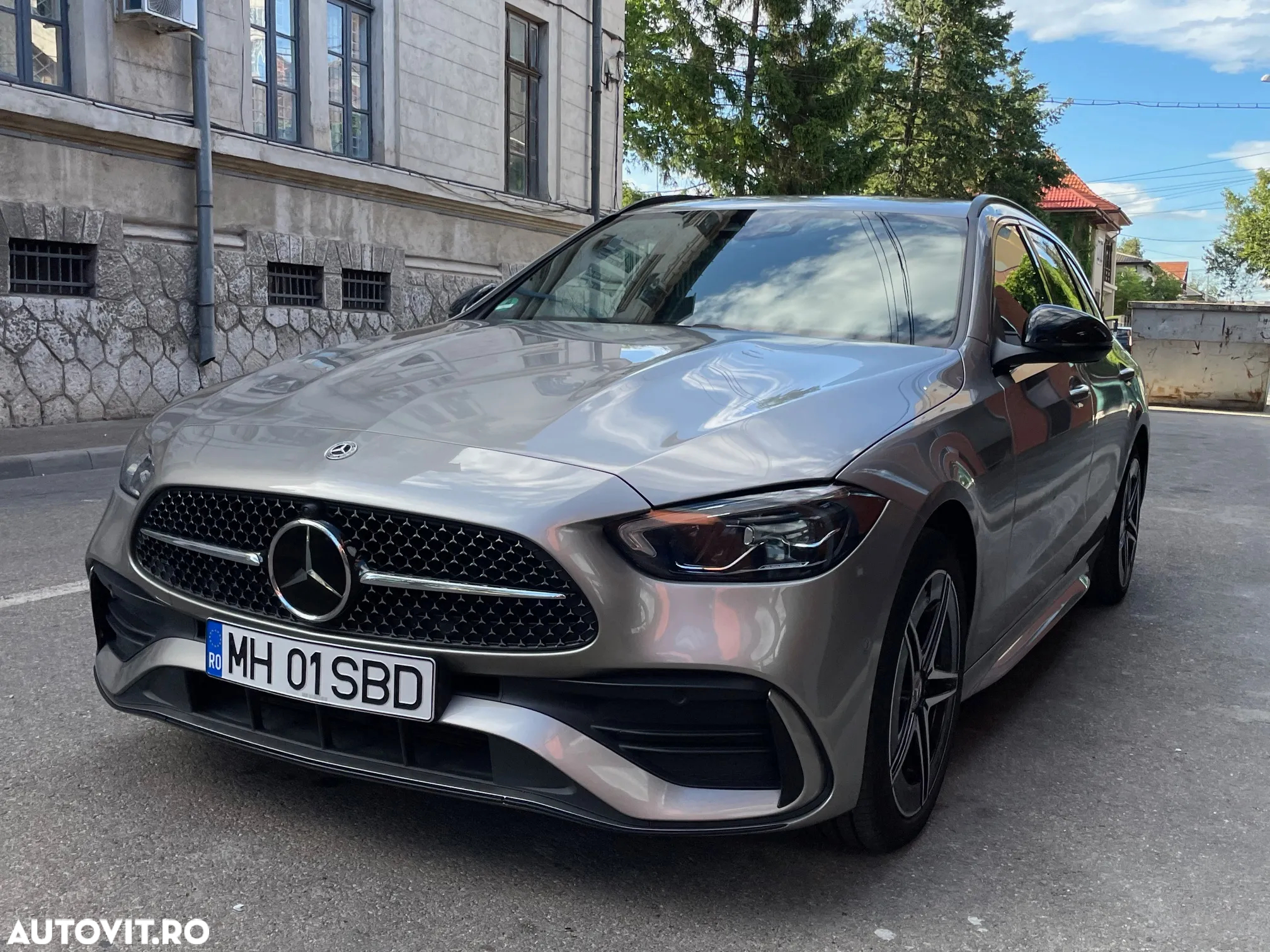 Mercedes-Benz C 300 e 9G-TRONIC AMG Line - 3