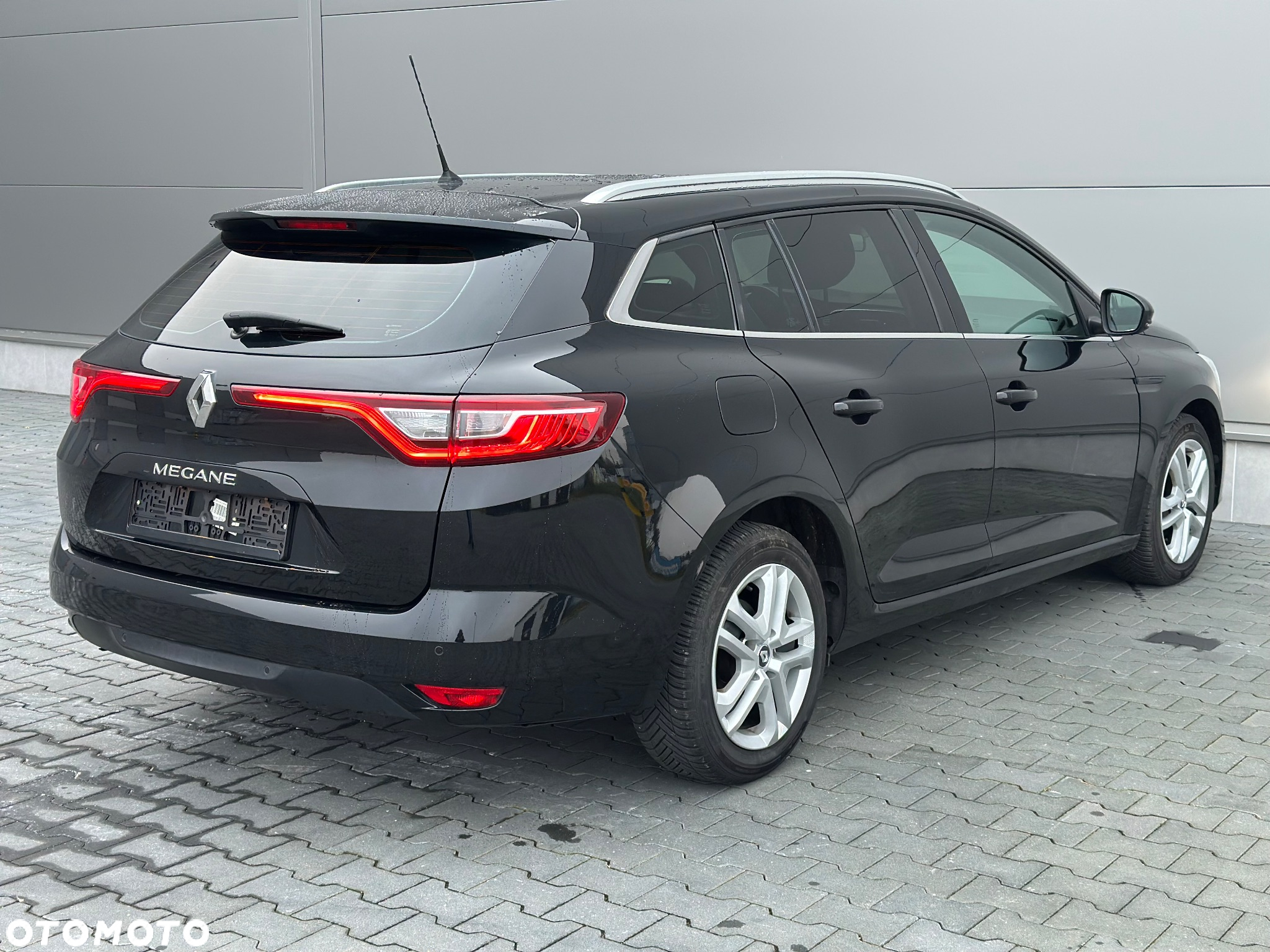 Renault Megane Grandtour ENERGY TCe 130 BUSINESS - 13