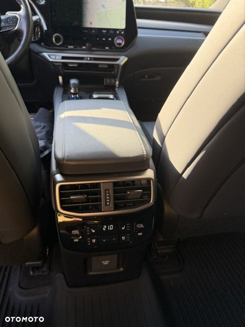 Lexus RX 500h F Sport Edition - 16