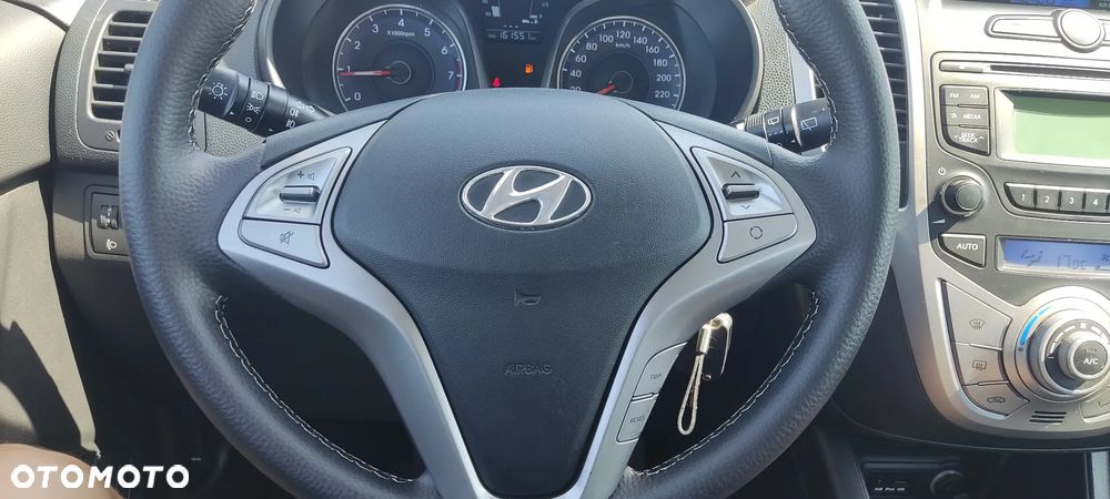 Hyundai ix20 1.4 blue Comfort - 12