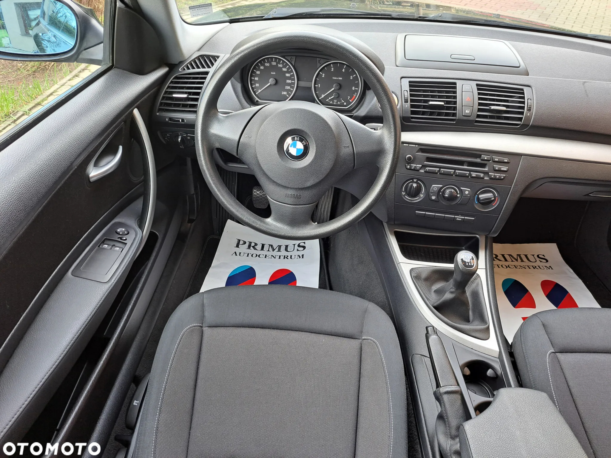 BMW Seria 1 116i - 11