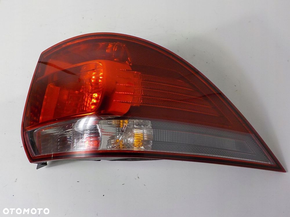 VOLKSWAGEN GOLF VI KOMBI LAMPA PRAWA TYŁ TYLNA UK - 4
