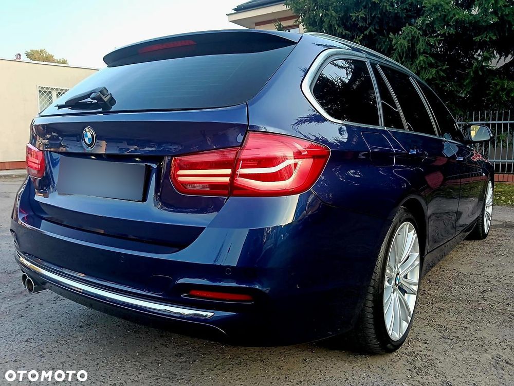 BMW Seria 3 320d xDrive Luxury Line Purity sport - 12