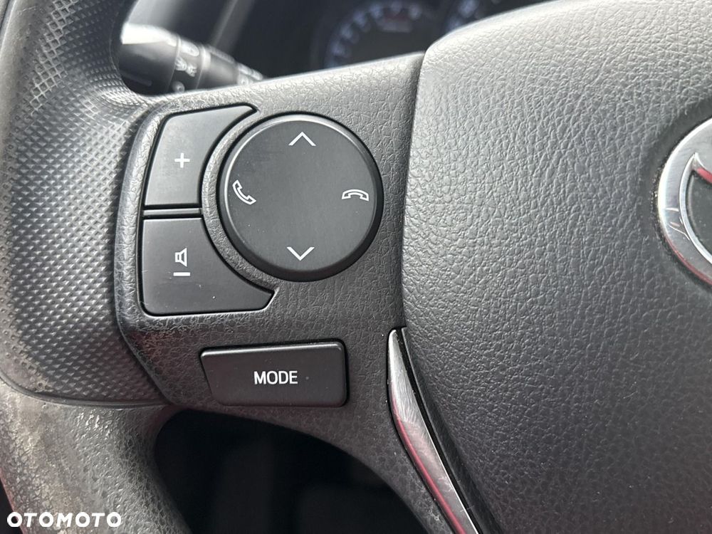 Toyota Auris 1.33 VVT-i Active - 16