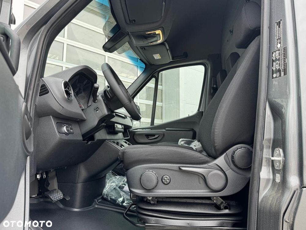 Mercedes-Benz Sprinter Furgon 317 cdi L3H2 - 7
