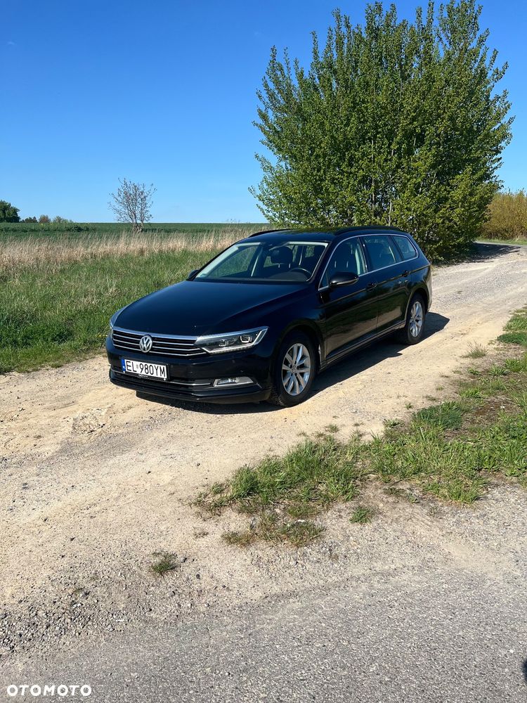 Volkswagen Passat - 11