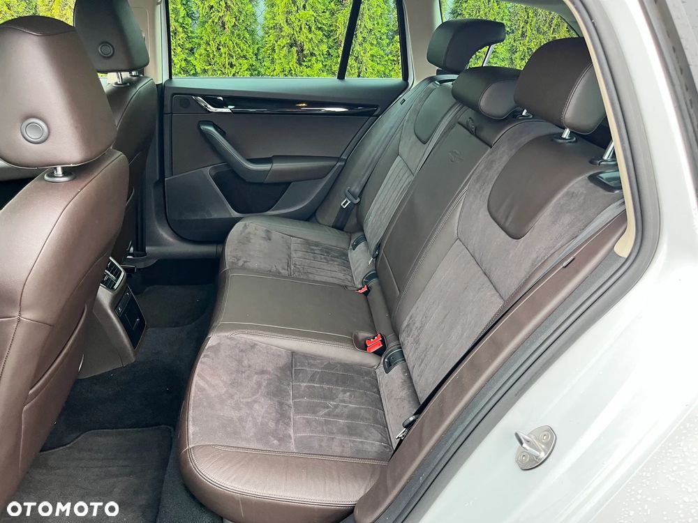 Skoda Octavia 2.0 TDI L&K DSG - 14