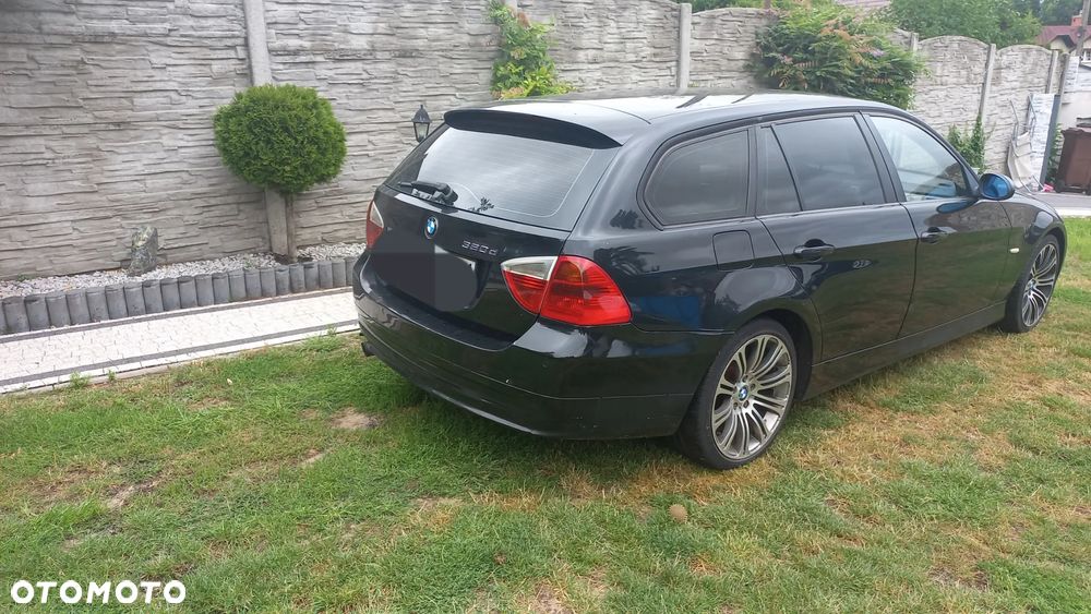 BMW Seria 3 318d - 5