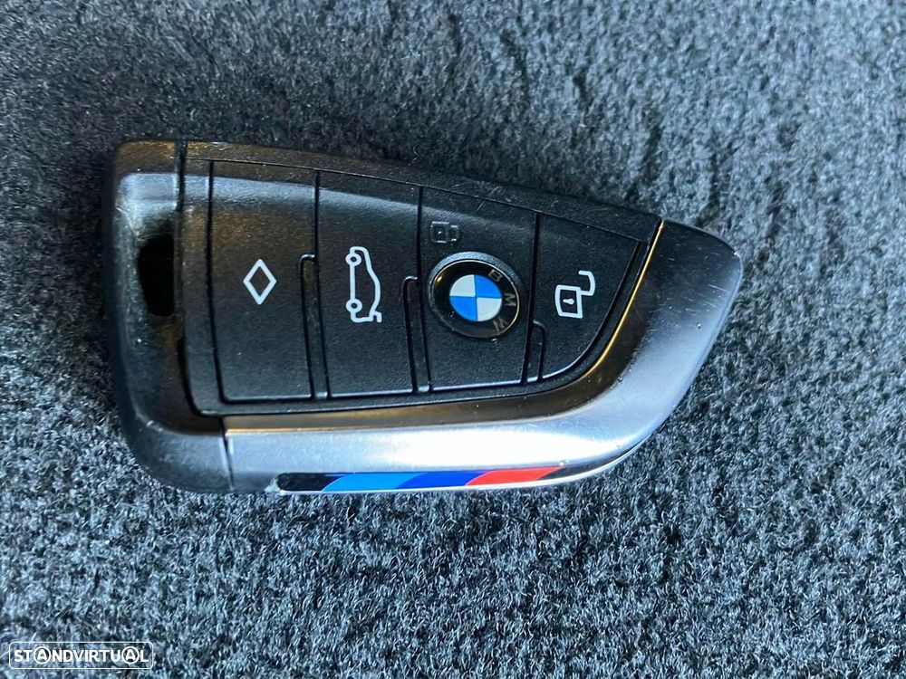BMW 118 i Pack Desportivo M Auto - 19