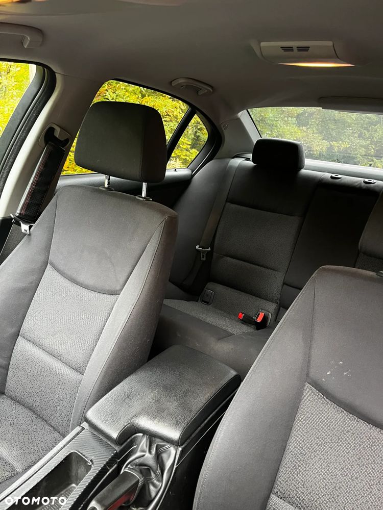 BMW Seria 3 320i - 8