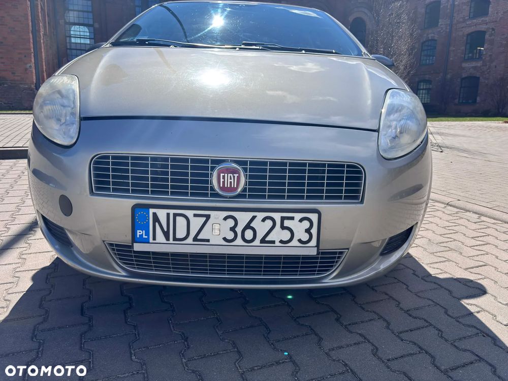 Fiat Grande Punto 1.4 8V Active - 6