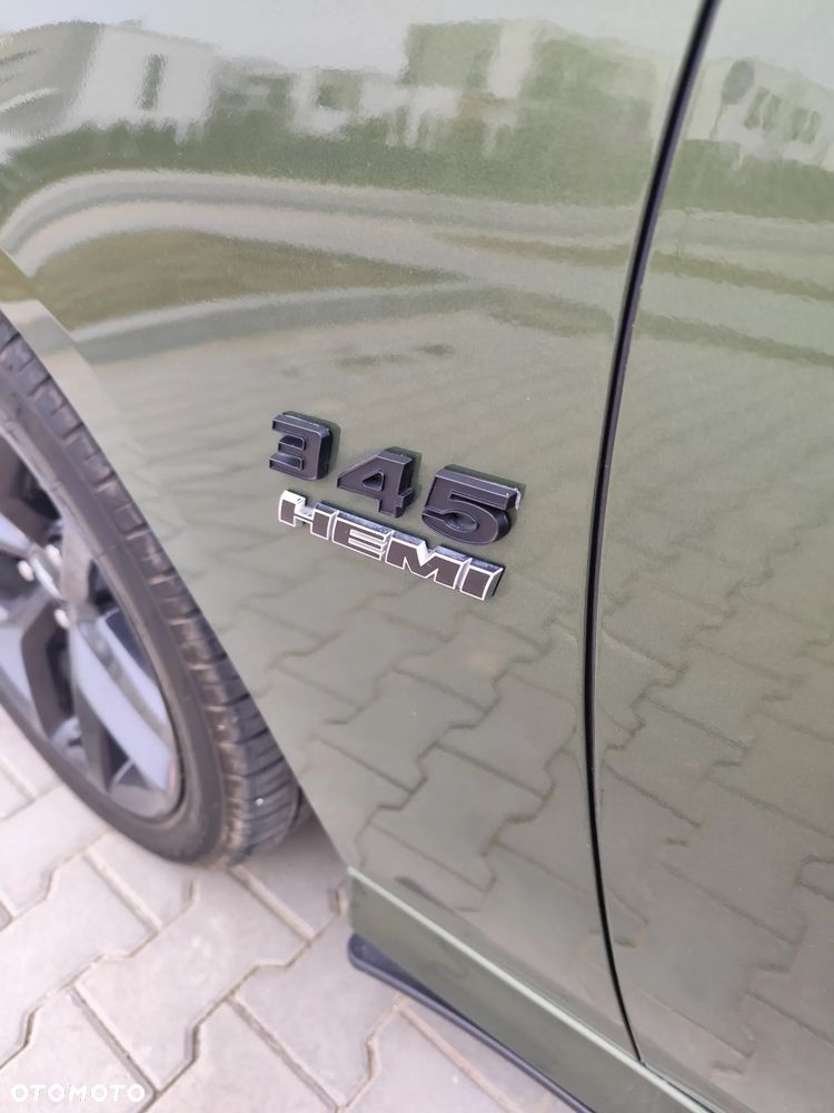 Dodge Charger 5.7 R/T - 29