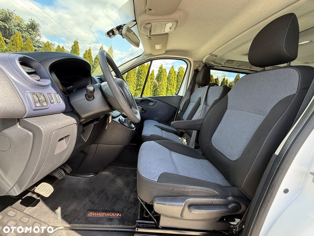 Opel Vivaro L2H1 2,9t Elegance Business - 18