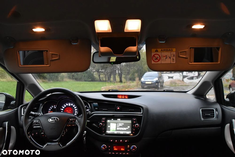 Kia Ceed - 20