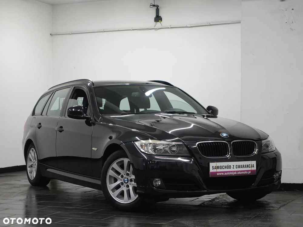 BMW Seria 3 318i Edition Sport - 10