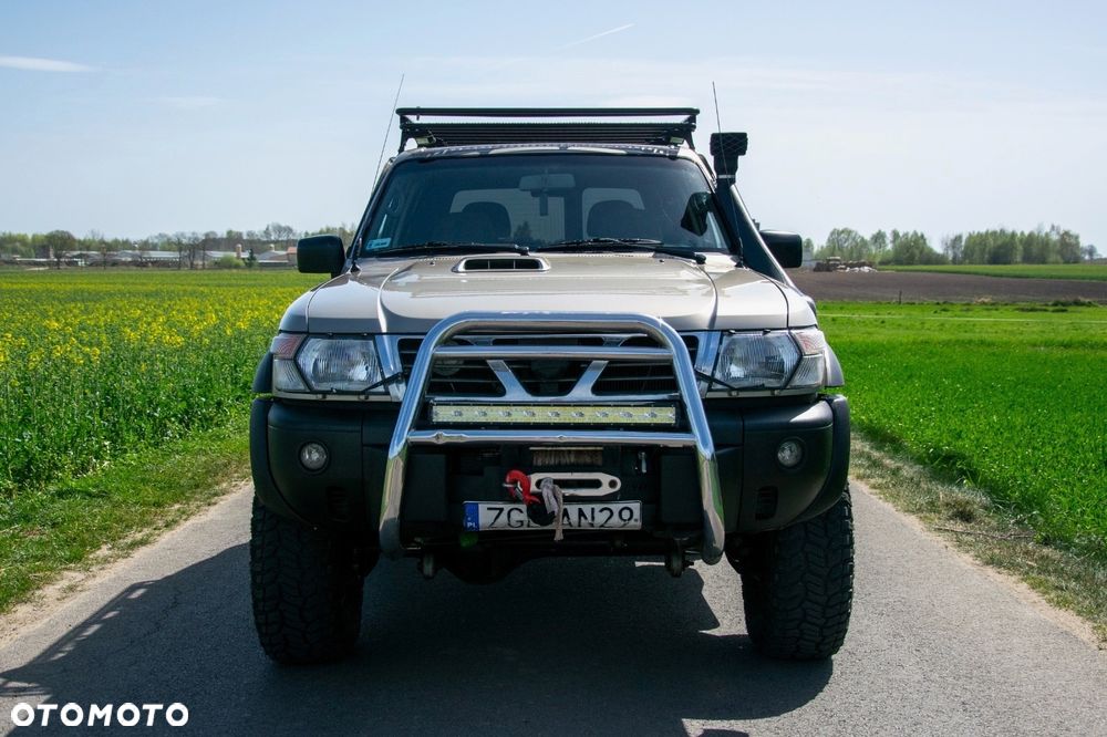 Nissan Patrol 2001 photo 5