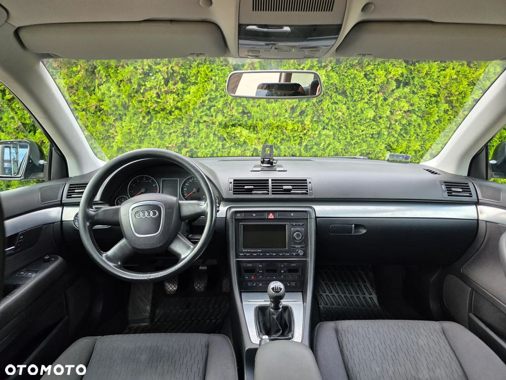 Audi A4 Avant - 23