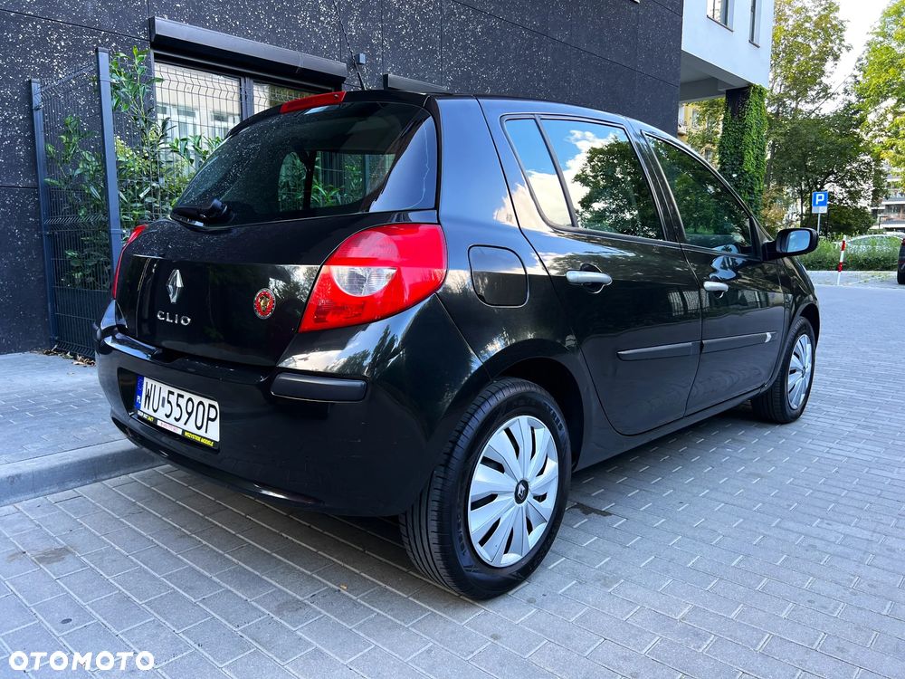 Renault Clio - 4
