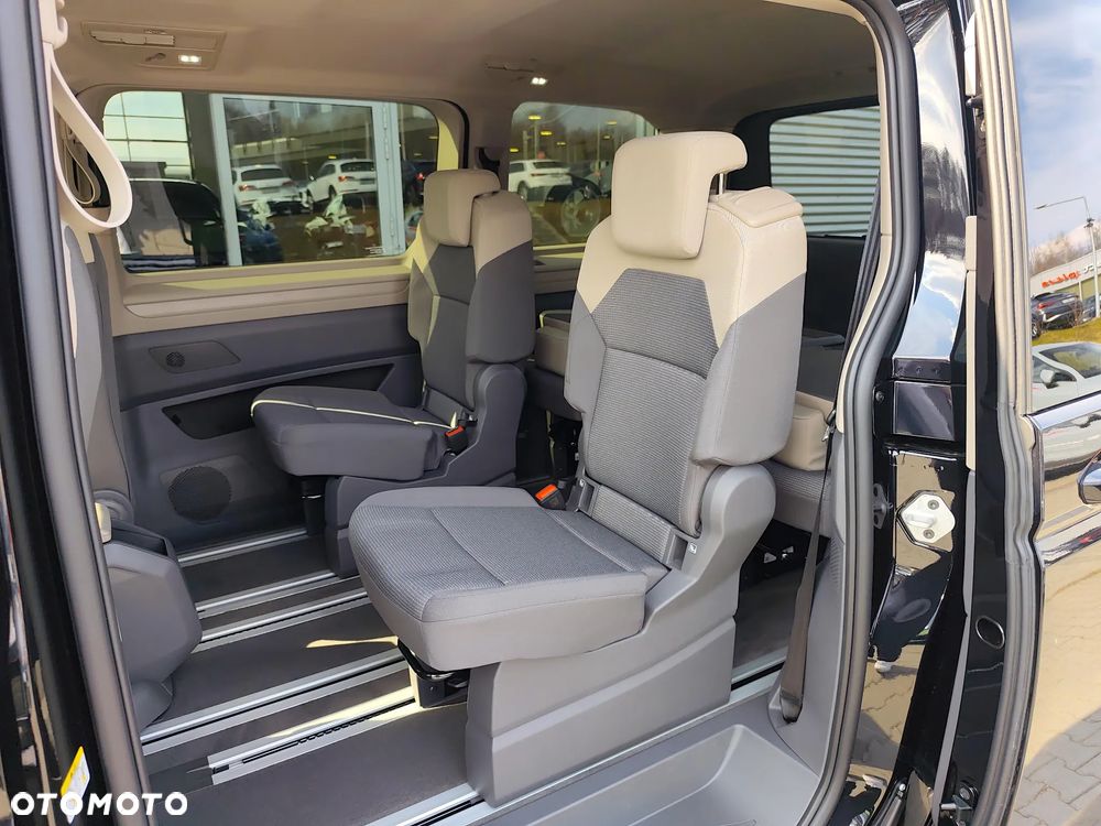 Volkswagen Multivan - 28