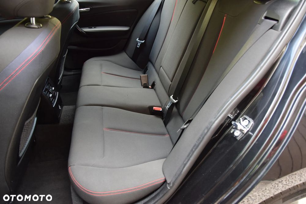 BMW Seria 1 118d DPF Edition Sport - 23