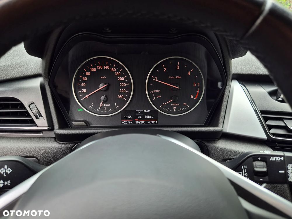 BMW Seria 2 220d Sport-Aut Advantage - 25