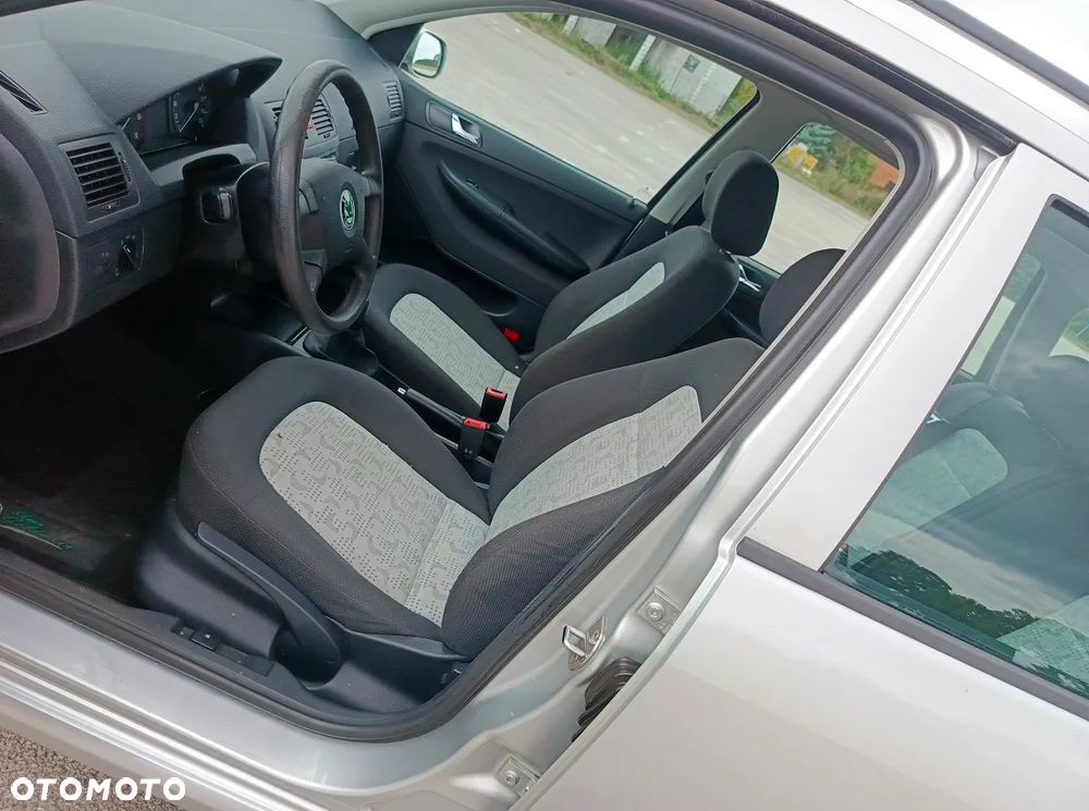 Skoda Fabia 1.4 16V Combi Elegance - 13