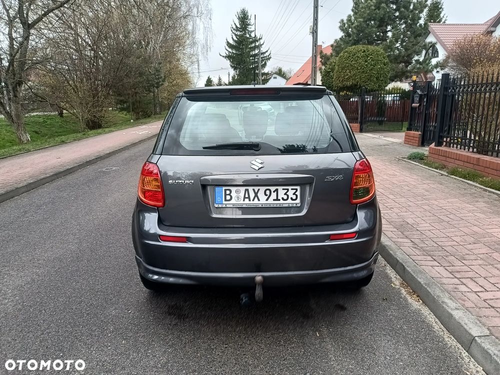 Suzuki SX4 - 12