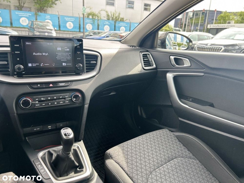 Kia Ceed 1.4 T-GDI M - 18