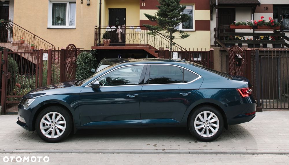 Skoda Superb 1.8 TSI Ambition DSG - 1