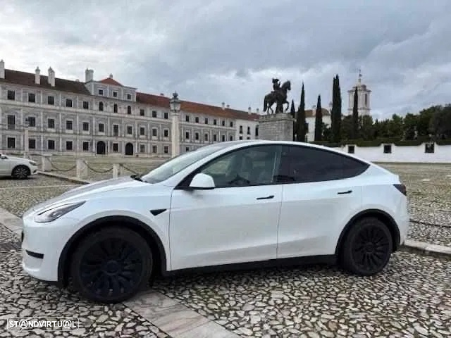 Tesla Model Y Tração Traseira - 2
