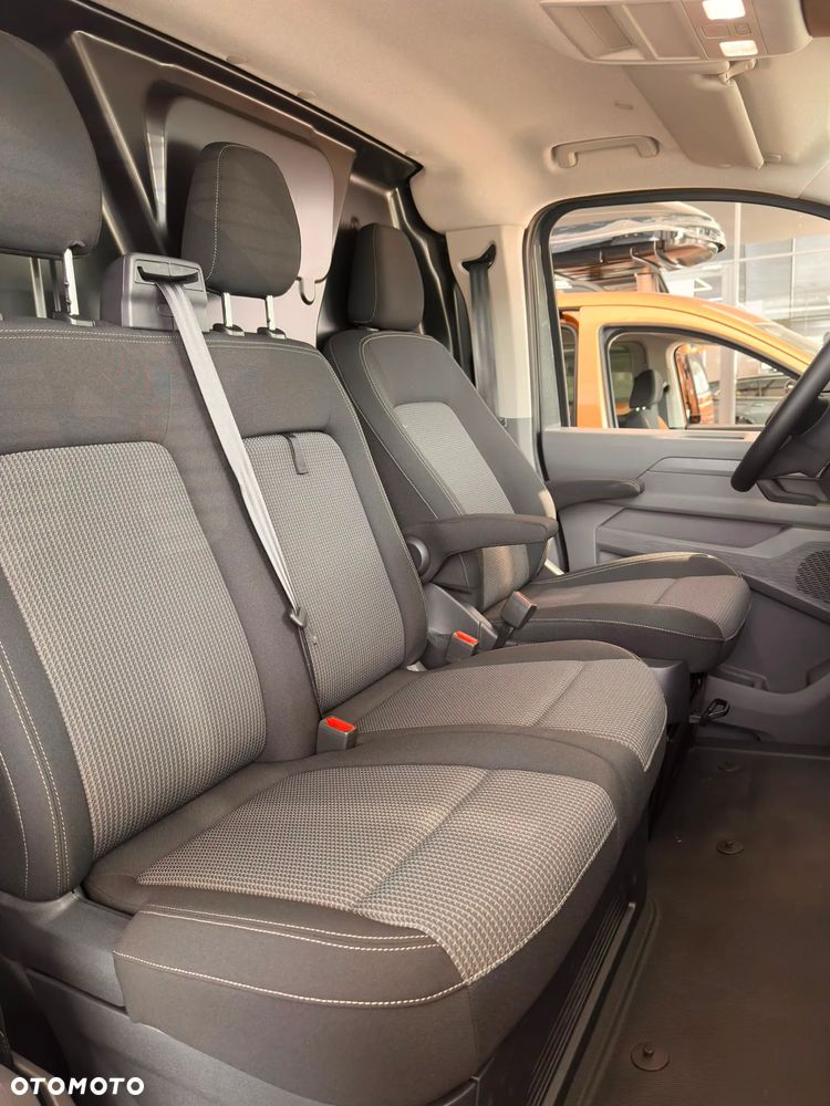 Volkswagen Transporter T7 - 15