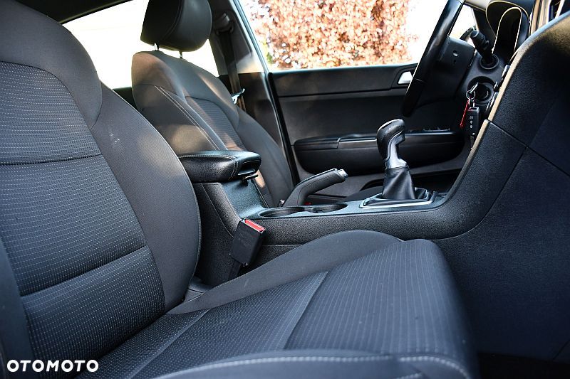 Kia Sportage 1.6 GDI 2WD Black Edition - 23