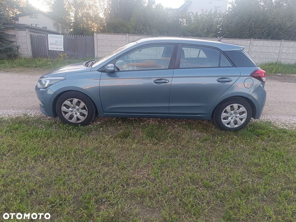 Hyundai i20 1.4 Comfort - 2