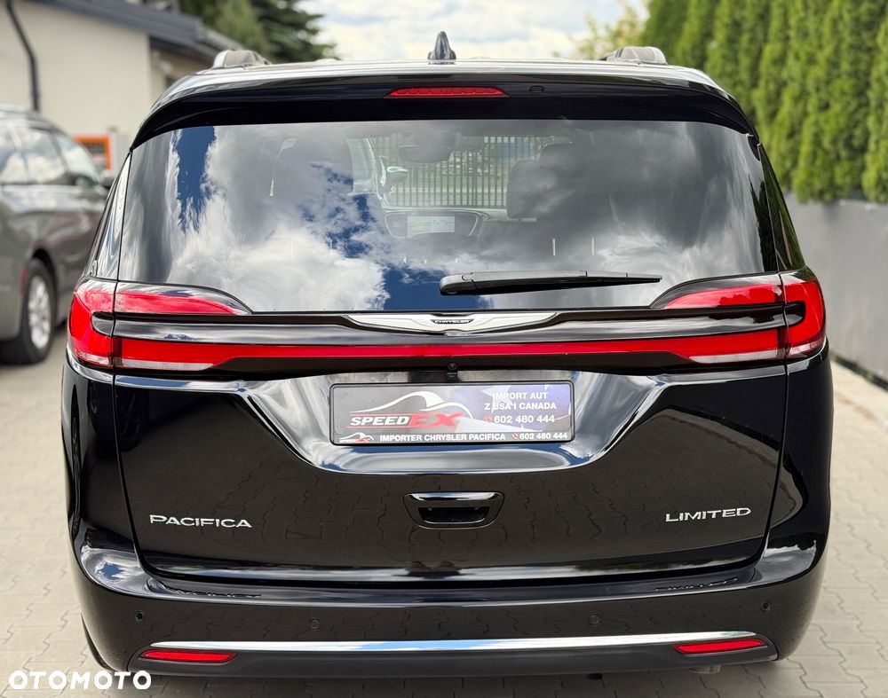 Chrysler Pacifica - 8
