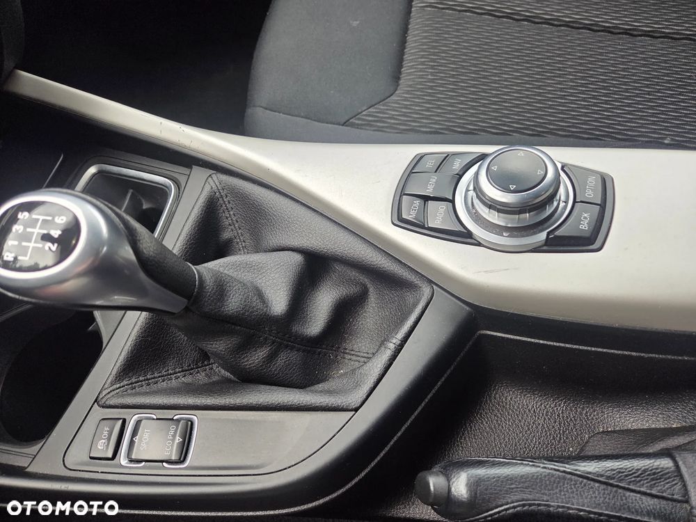 BMW Seria 1 - 12