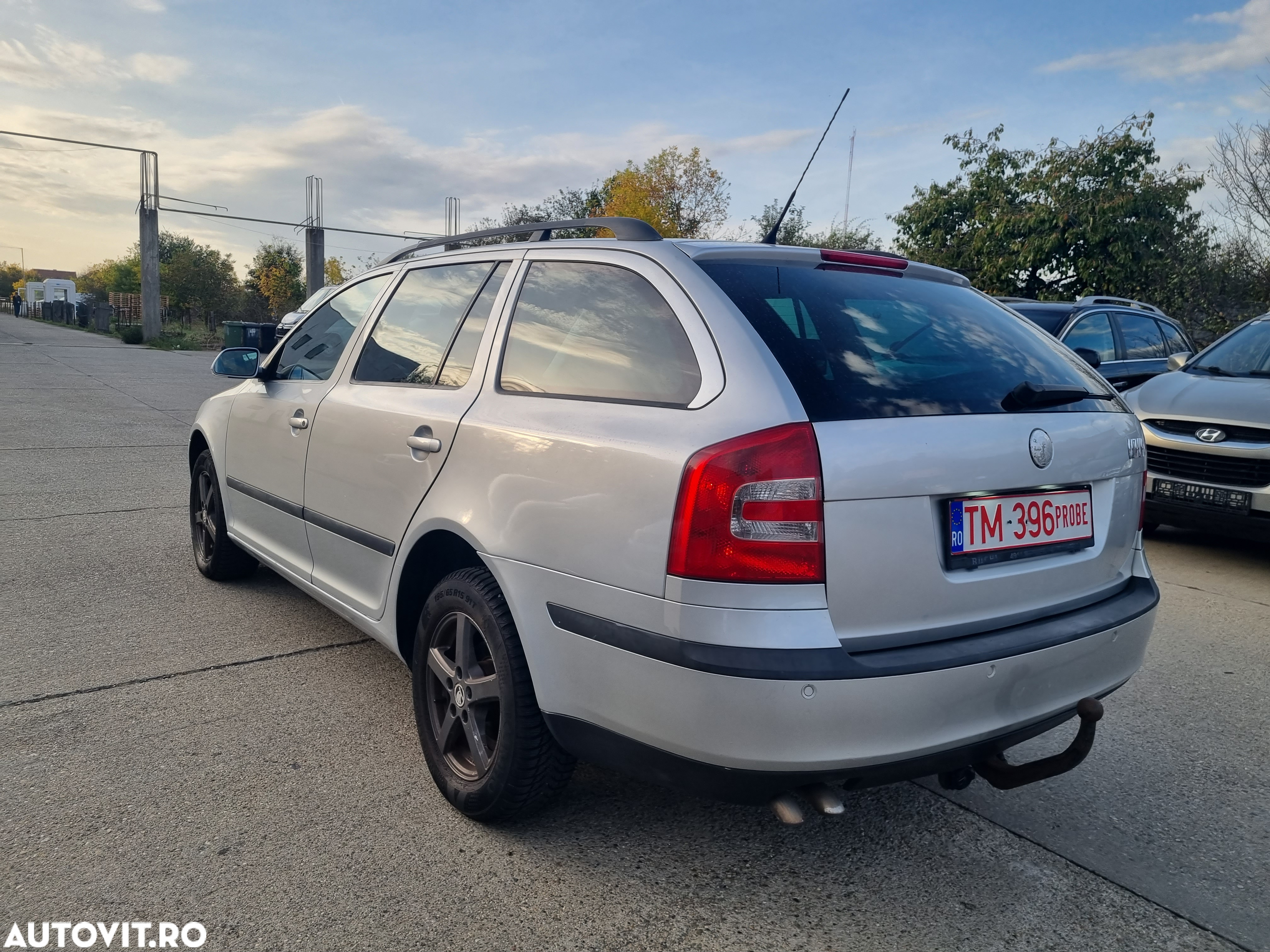 Skoda Octavia Combi 1.9TDI Elegance Aut - 15