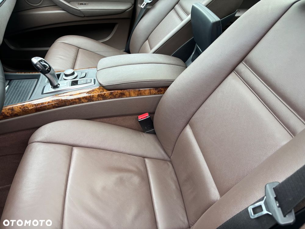 BMW X5 xDrive30d - 13
