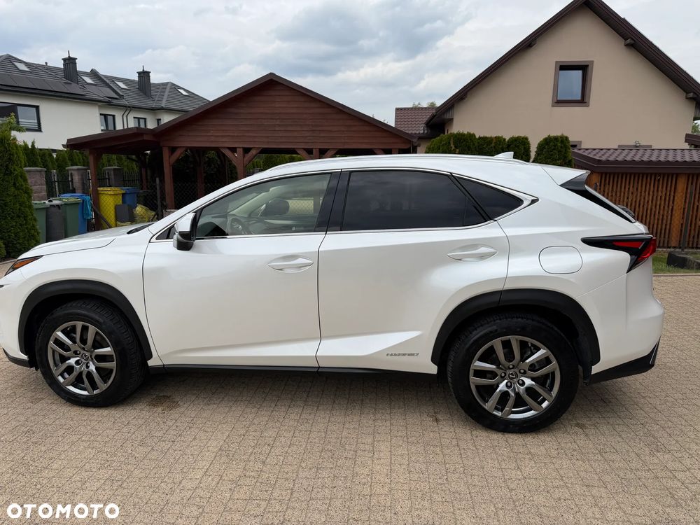 Lexus NX 300h Elegance Optimum AWD - 4