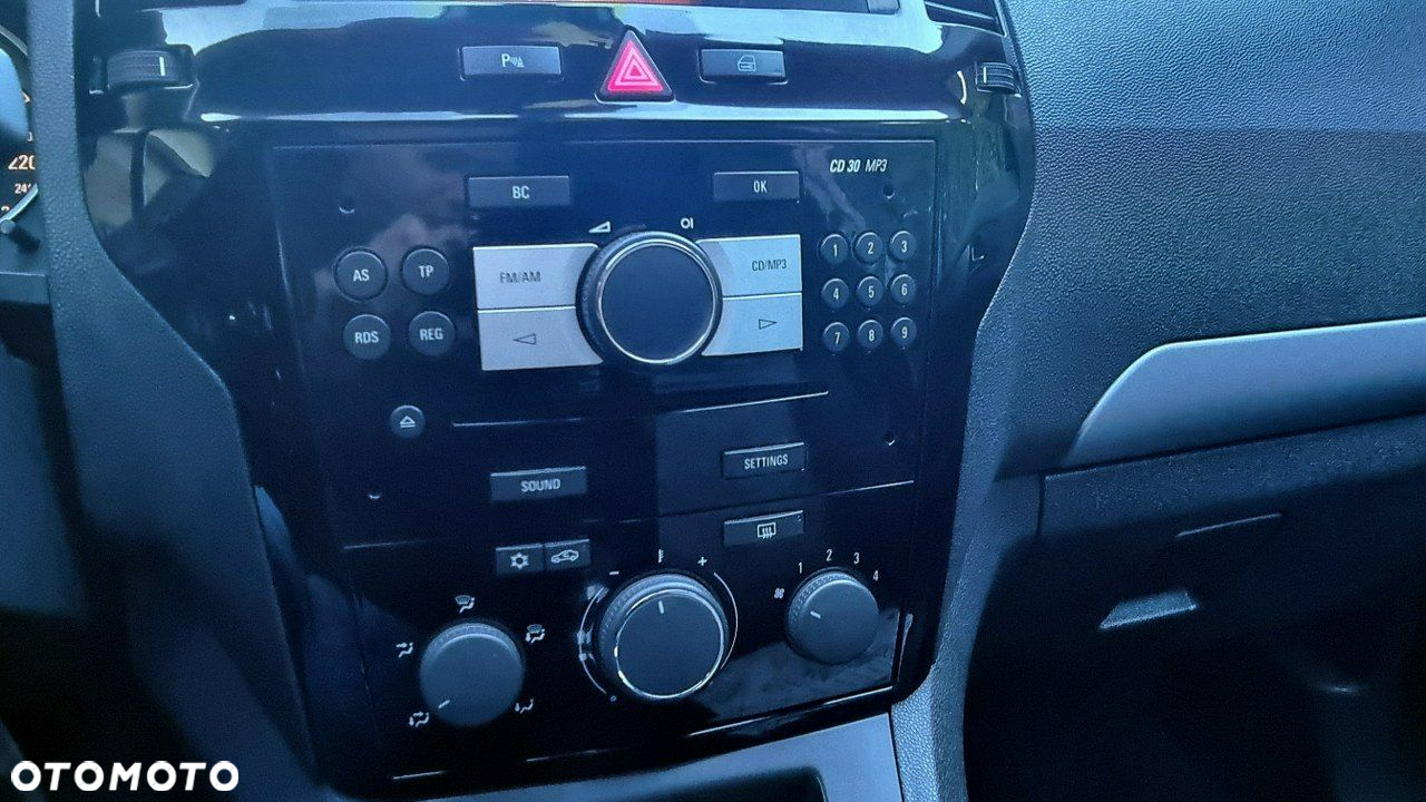 Opel Zafira - 14